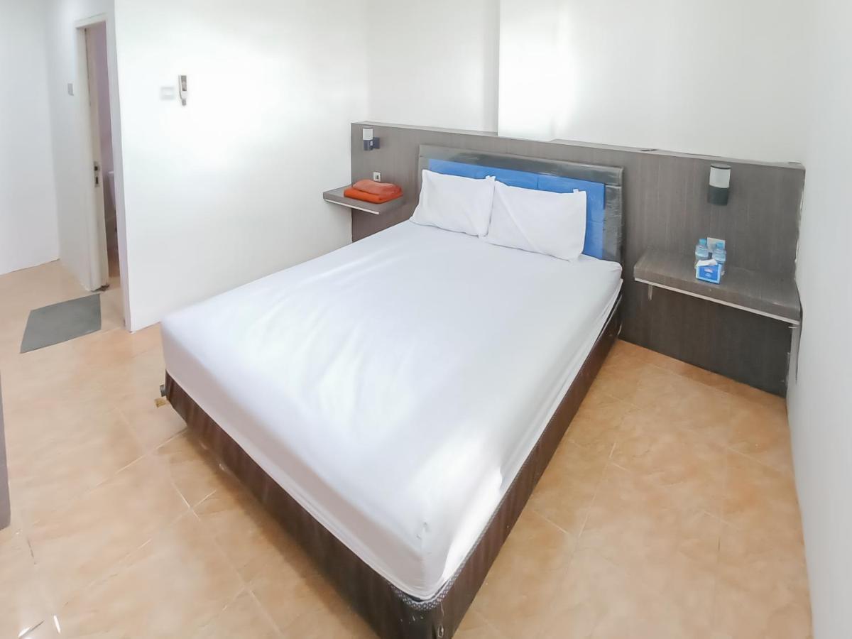Reddoorz Syariah Near Q-Mall Banjarbaru Martapura  Buitenkant foto