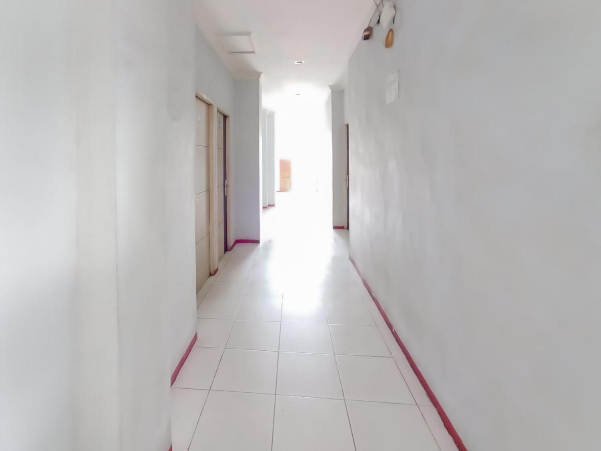 Reddoorz Syariah Near Q-Mall Banjarbaru Martapura  Buitenkant foto
