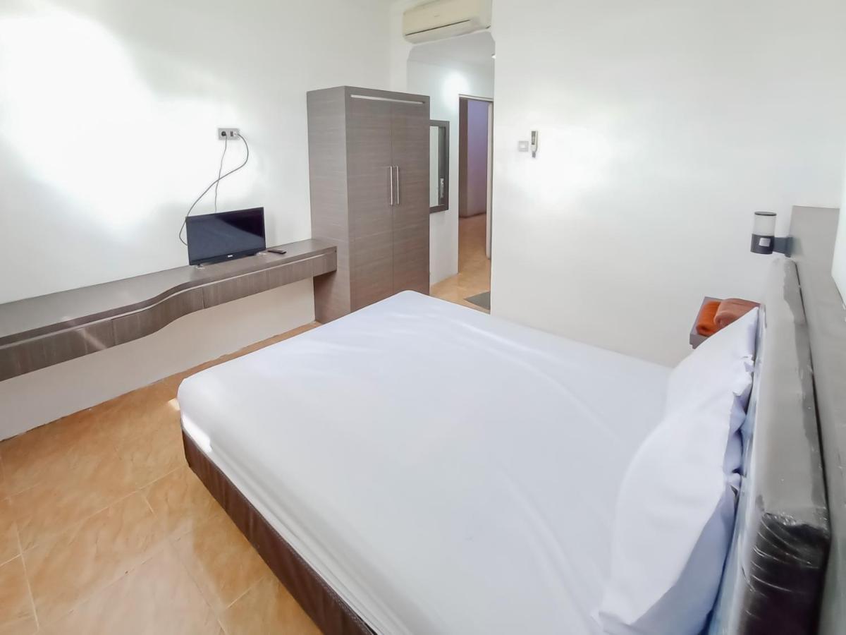 Reddoorz Syariah Near Q-Mall Banjarbaru Martapura  Buitenkant foto